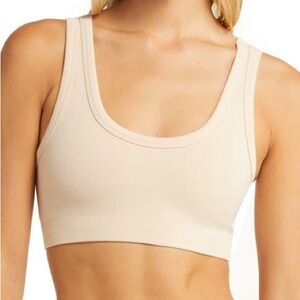 Alo yoga bra in macadamia